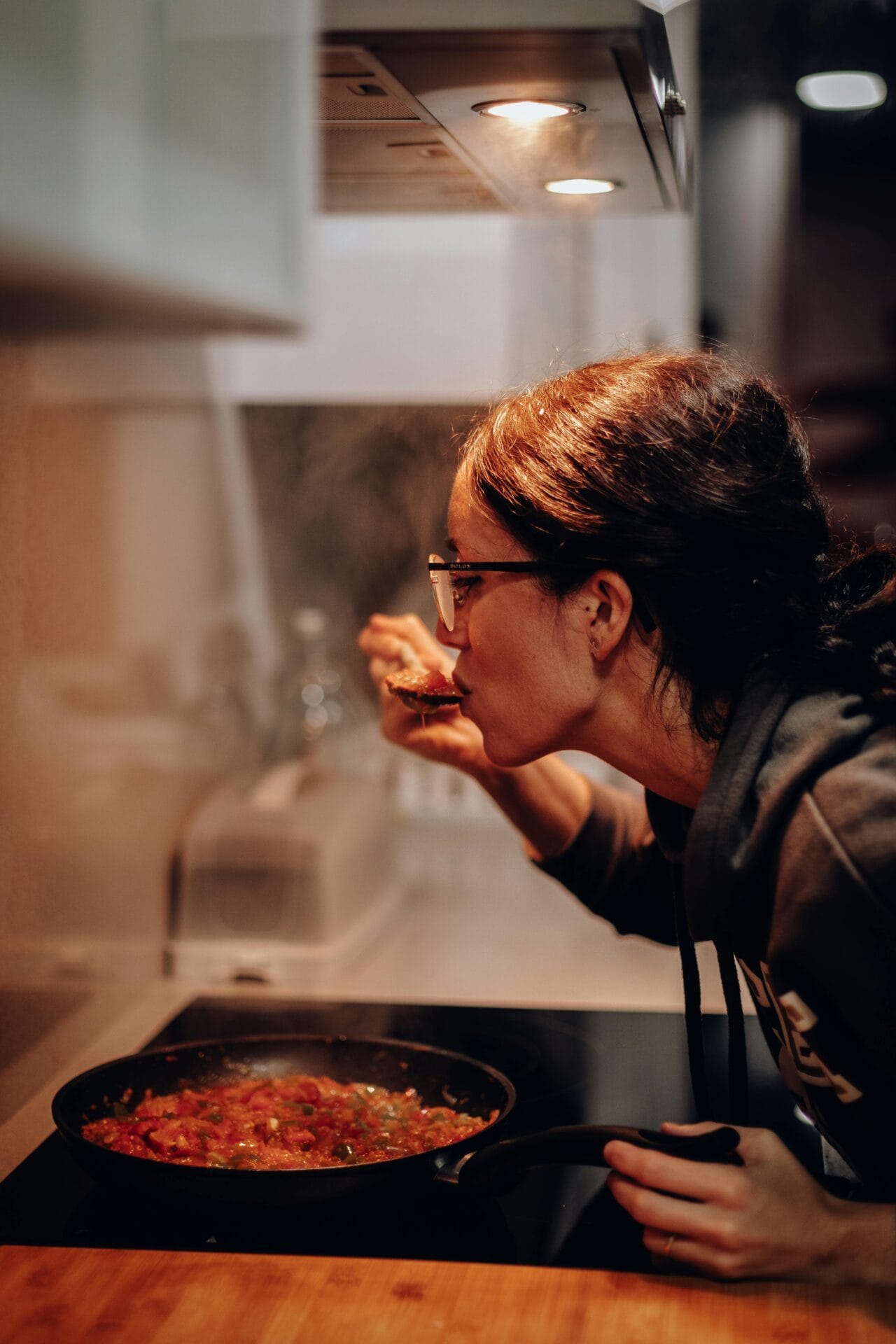 Why Frying Pans Have Different Handle Designs